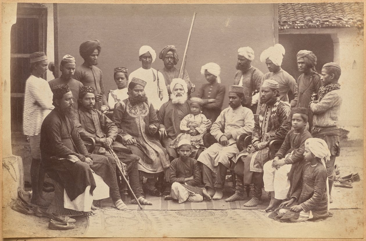 Rodina Mowhriho Rahmana Alliho Khana, Rewa (líc, dole) od Raja Deen Dayal