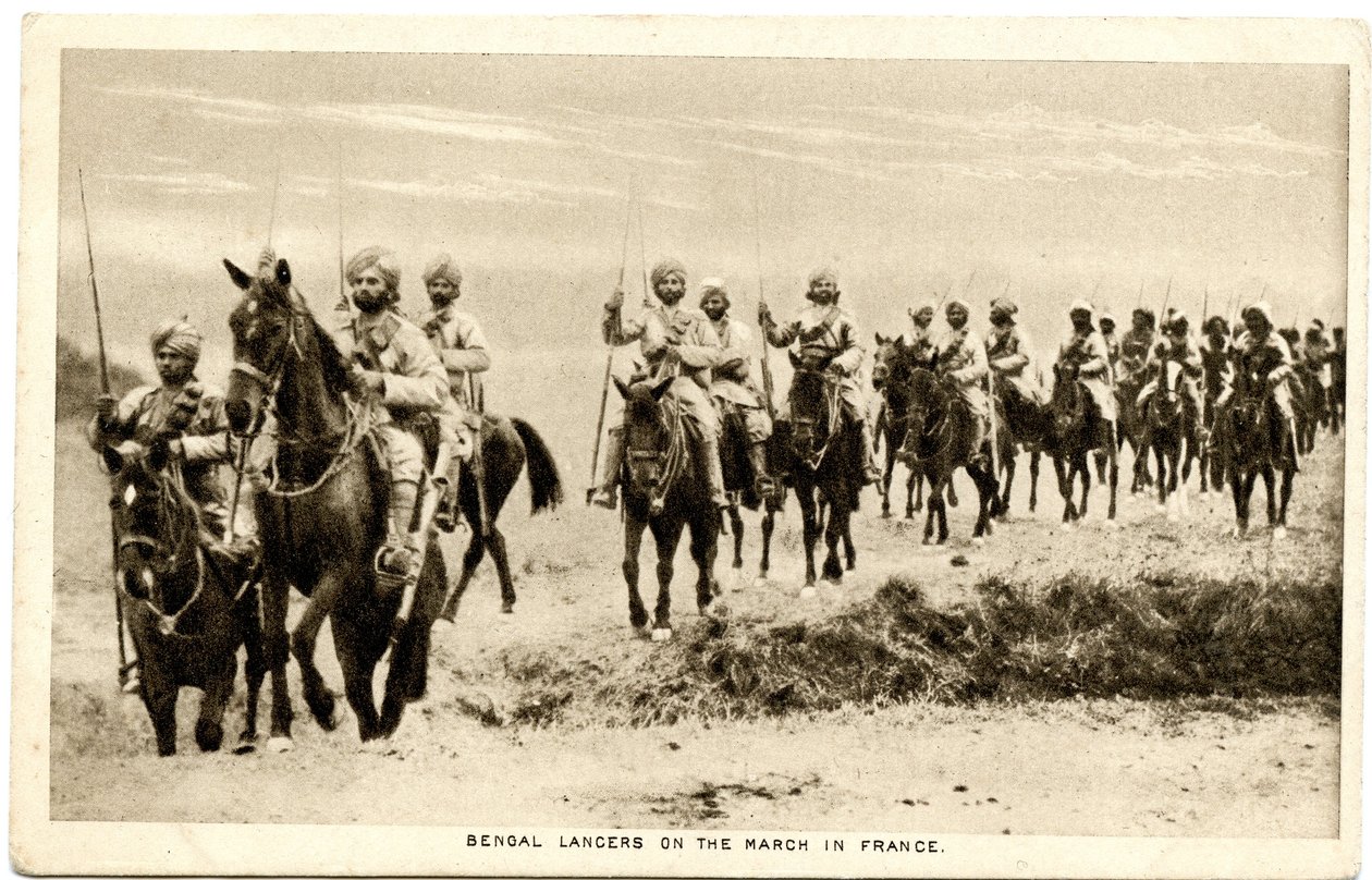 Bengálští kopiníci na pochodu ve Francii, 1914-15 (sépiová fotografie) od Raphael Tuck and Sons