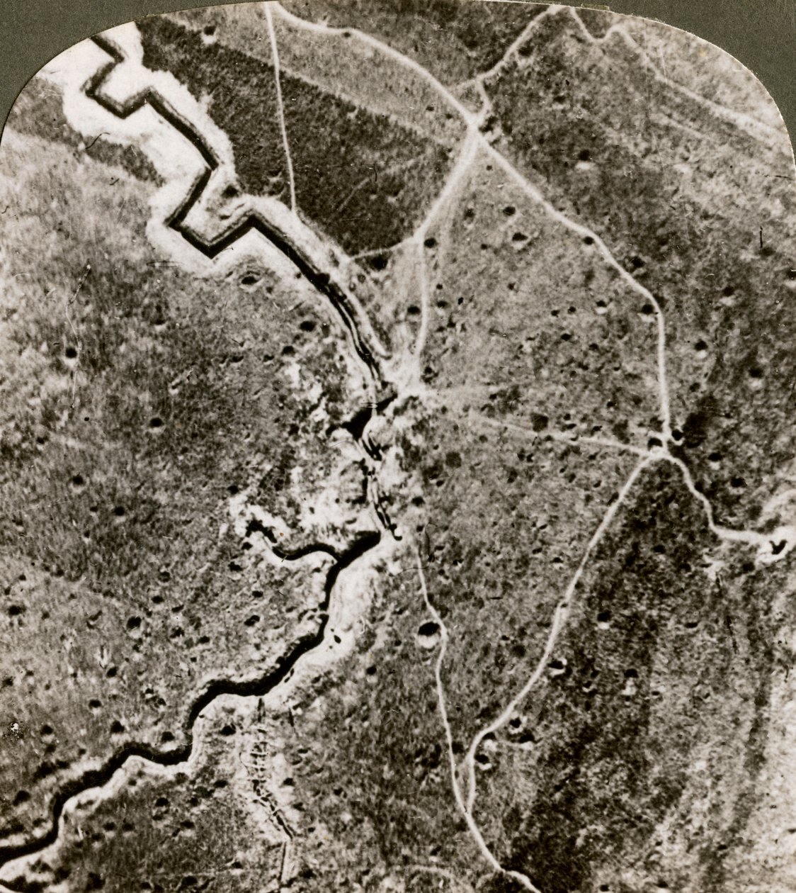 Letecký snímek německých linií, první světová válka, 1914-1918. od Realistic Travels Publishers