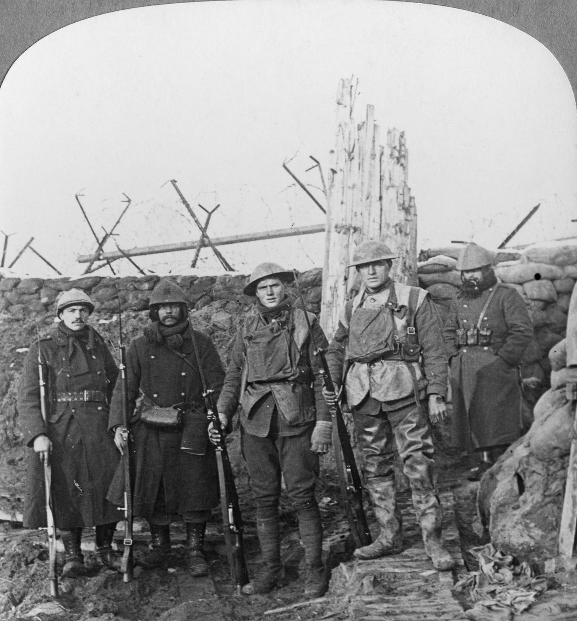 Kulometníci Lewis, Hollebeke, Belgie, první světová válka, c1914-c1918. od Realistic Travels Publishers