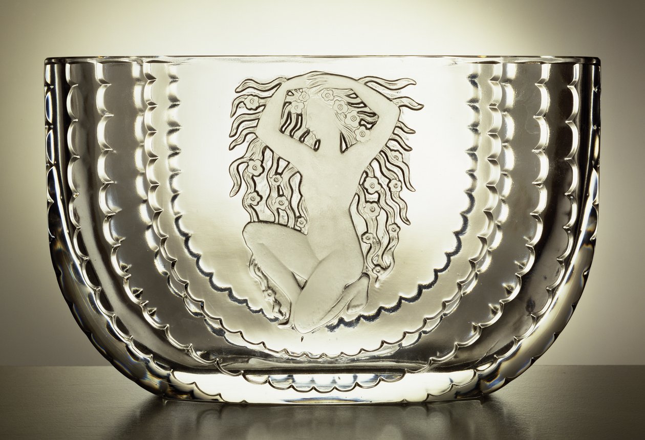 Váza Flora, 1937 (čiré sklo) od Rene Jules Lalique
