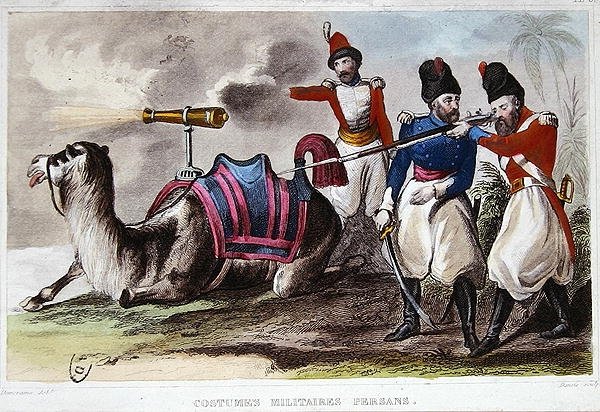 Perské vojenské kostýmy z devatenáctého století a velbloud nesoucí dělo, kolem roku 1840 (barva litho) od Rene Demoraine