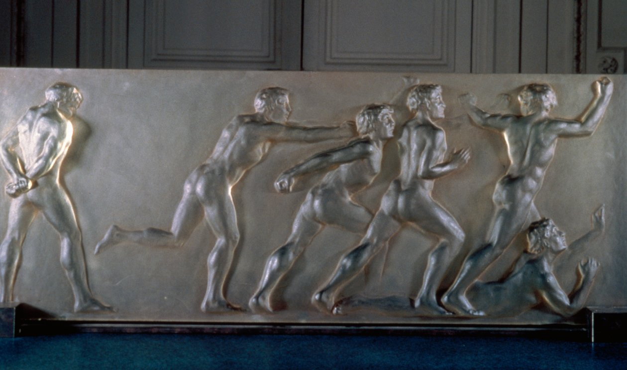 Panel sportovců ze skla od Rene Jules Lalique