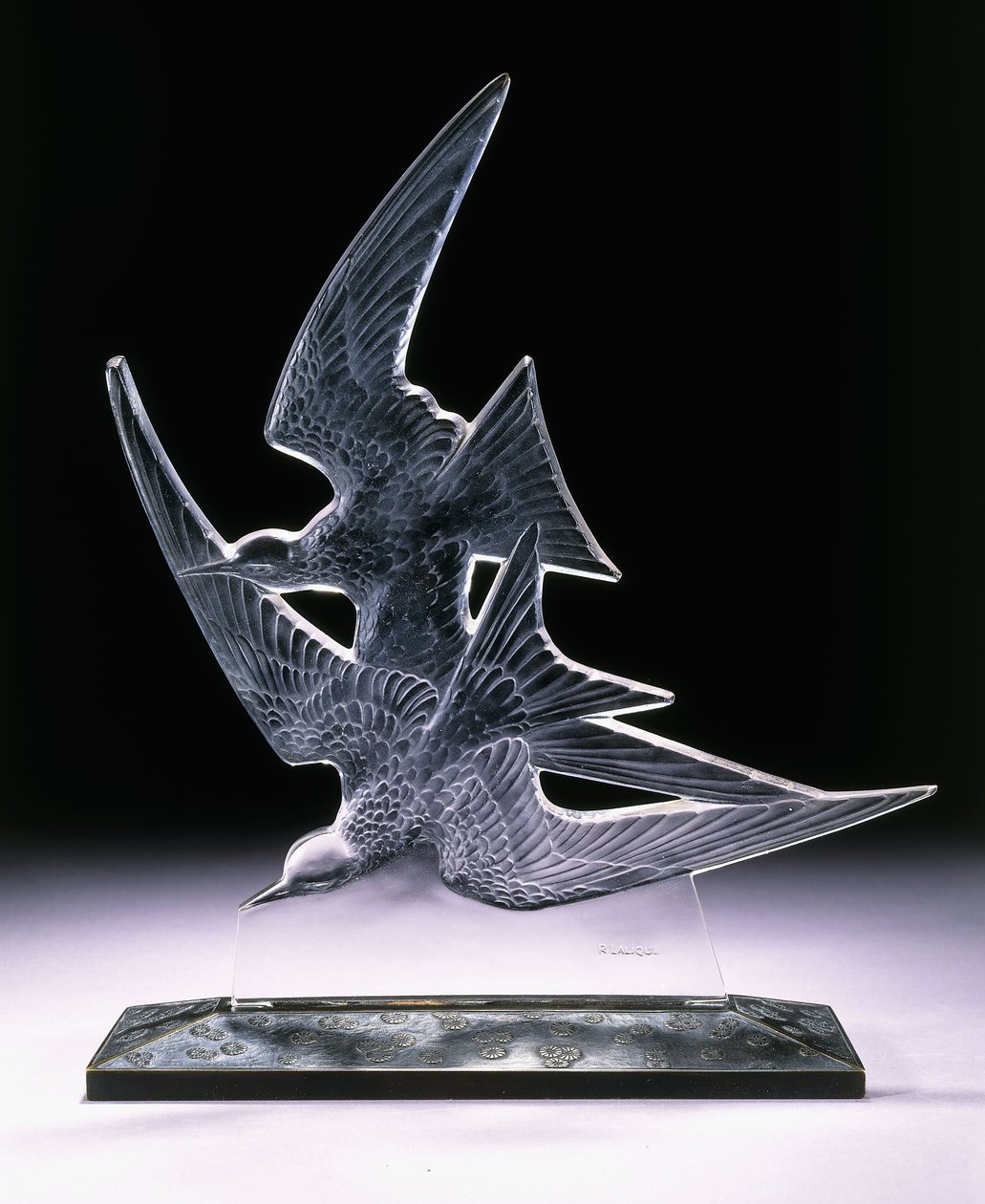 Vlaštovky č. 1107 od Rene Jules Lalique