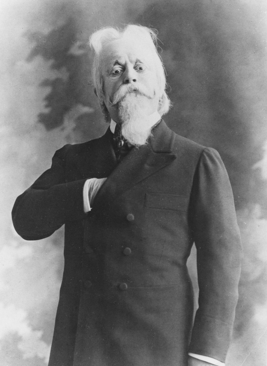 Portrét Georgese-Guillaume Guye od Reutlinger Studio