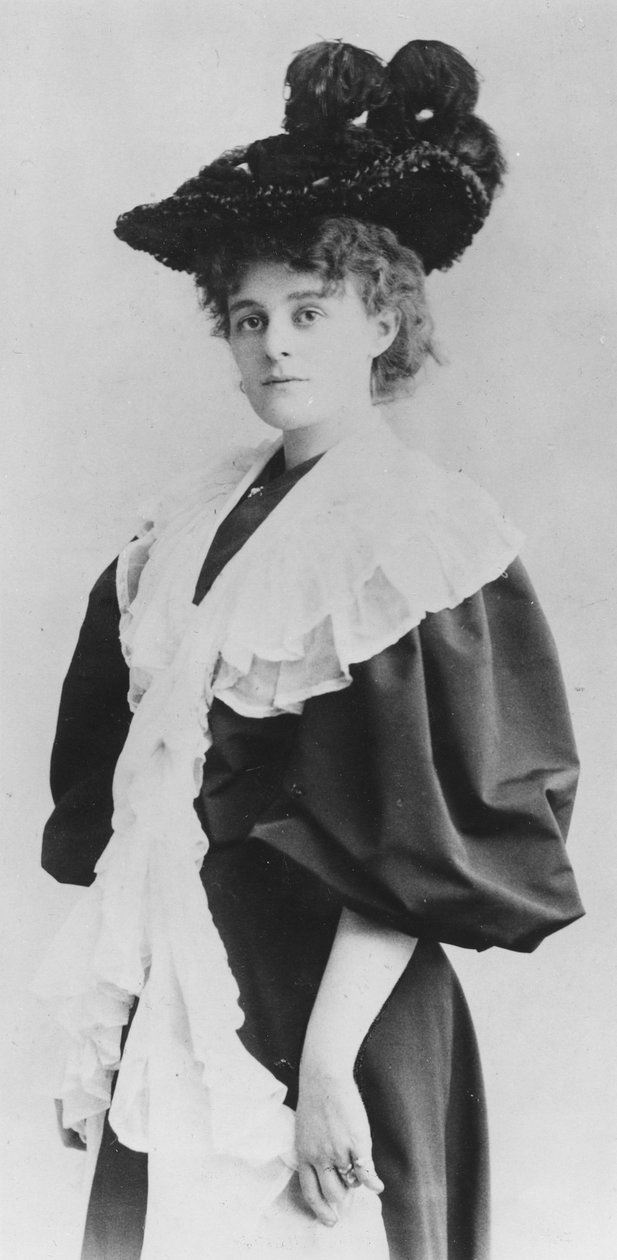 Portrét Maud Gonneové od Reutlinger Studio