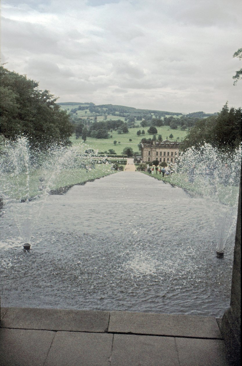 Chatsworth House z vrcholu Cascade, Derbyshire, c1980 od Richard Williams
