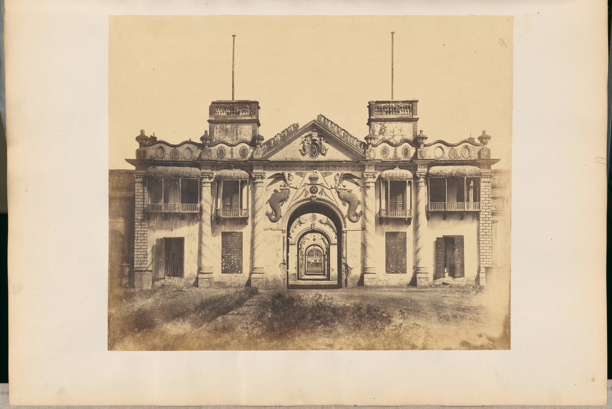 [Brána mořské panny, palác Kaiserbagh] od Robert C. Tytler