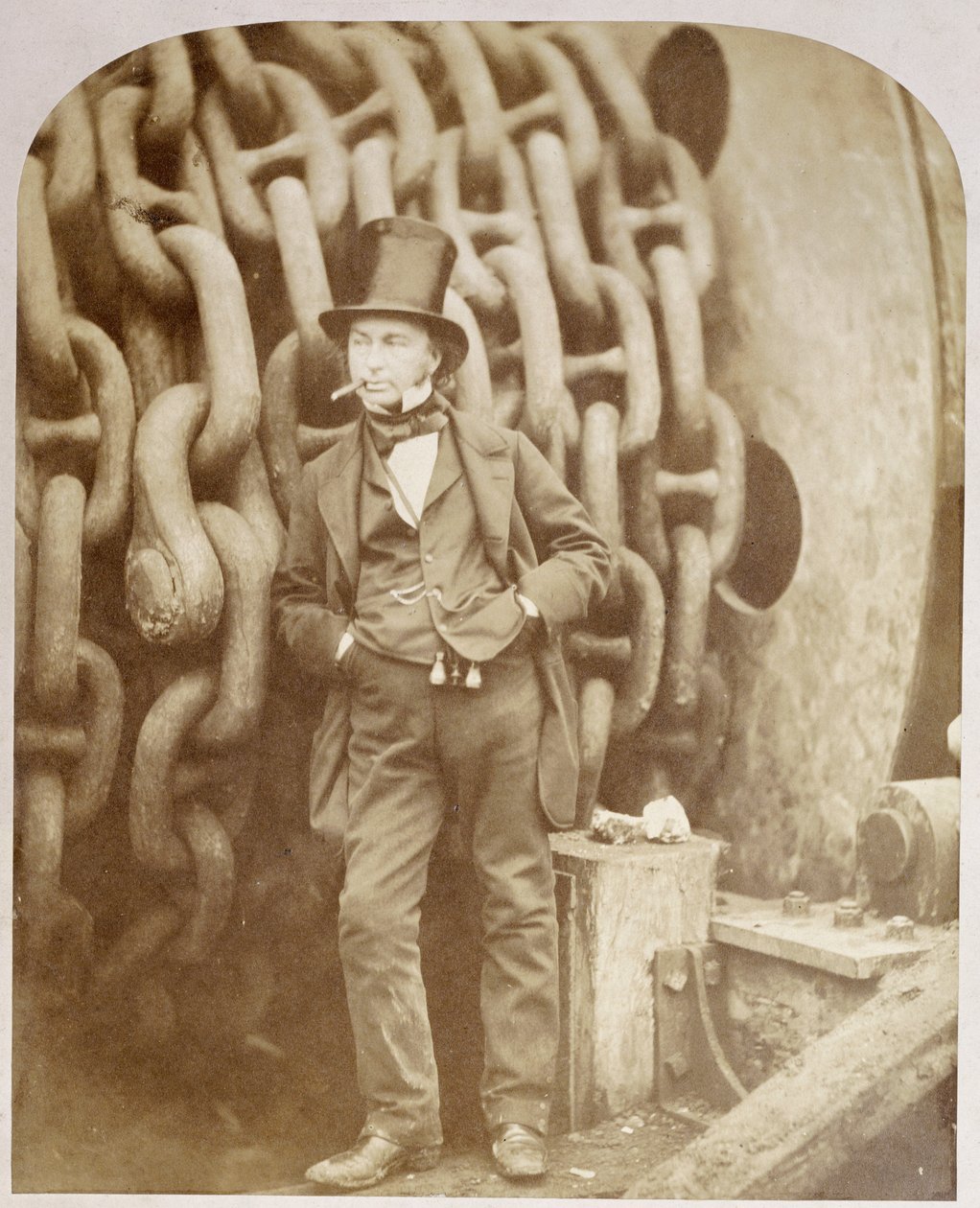 Isambard Kingdom Brunel v Millwallu, opřený o řetězový buben, listopad 1857 od Robert Howlett