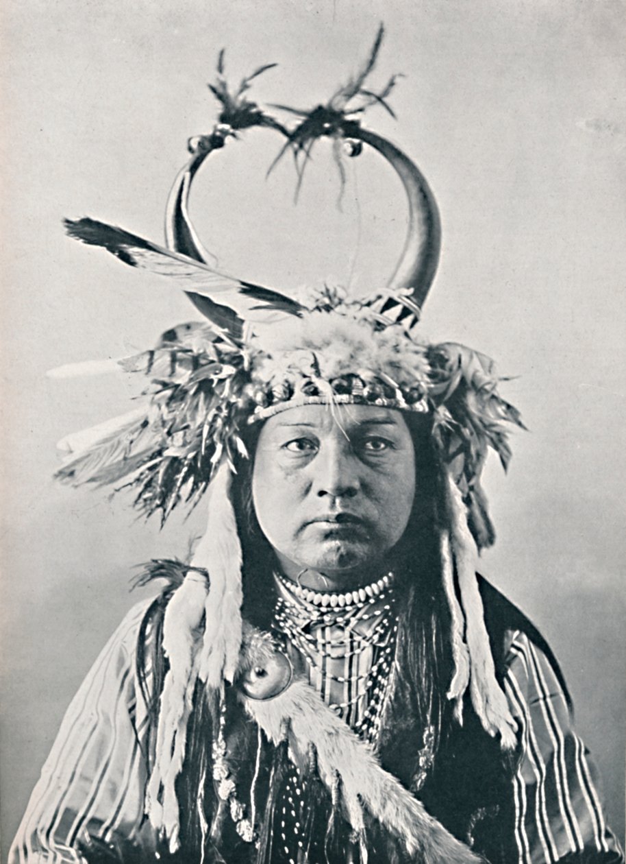 Indián s čelenkou z buvolích rohů, 1912 od Robert Wilson Shufeldt