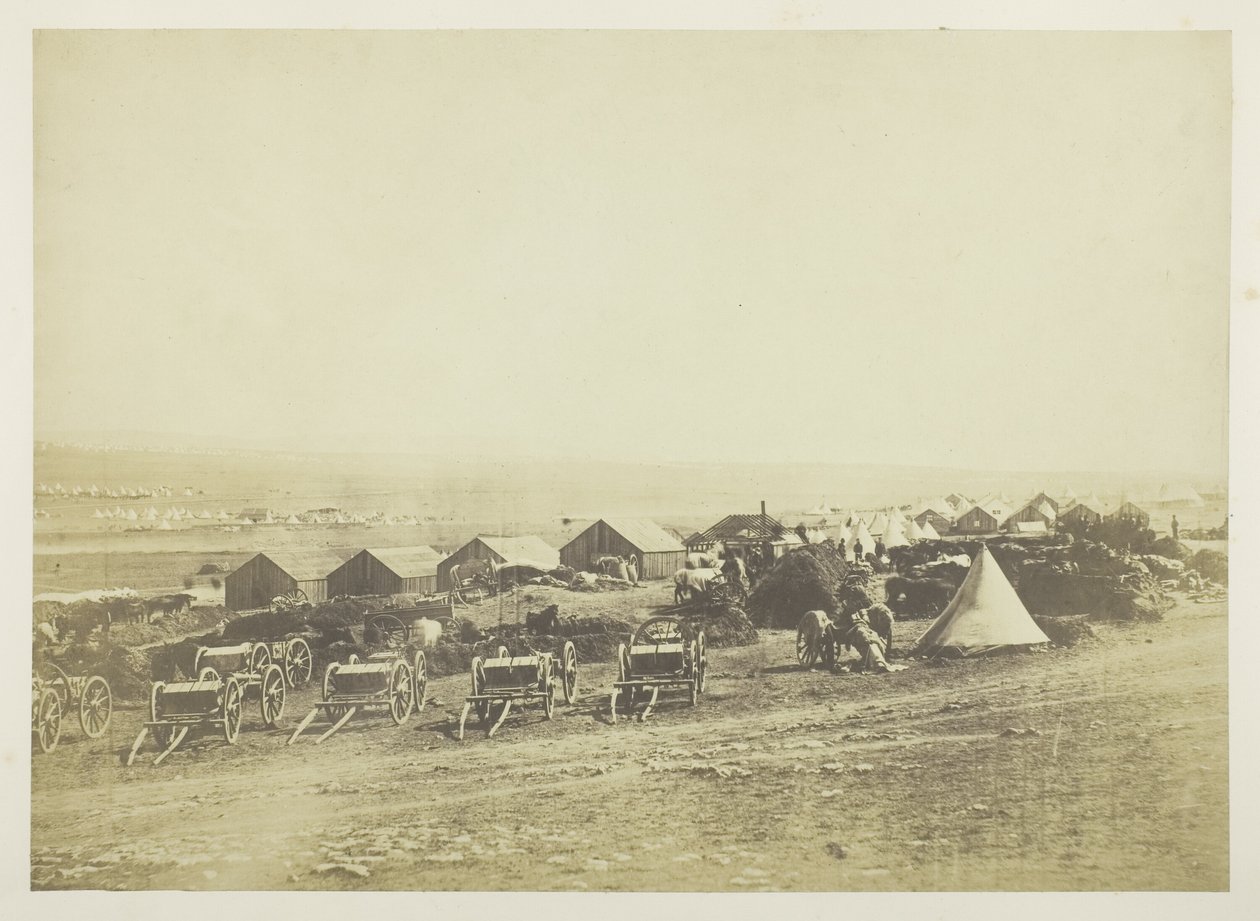 Dělostřelecké vozy, Balaklava v dálce od Roger Fenton