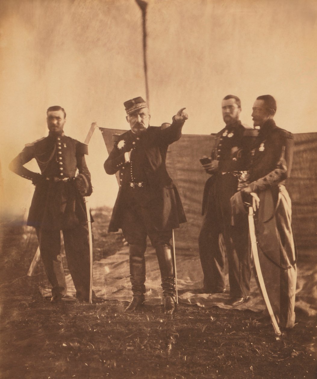 Francouzský generál Pierre Bosquet (uprostřed), rozkazy svému štábu, Krymská válka, Krym, Ukrajina od Roger Fenton