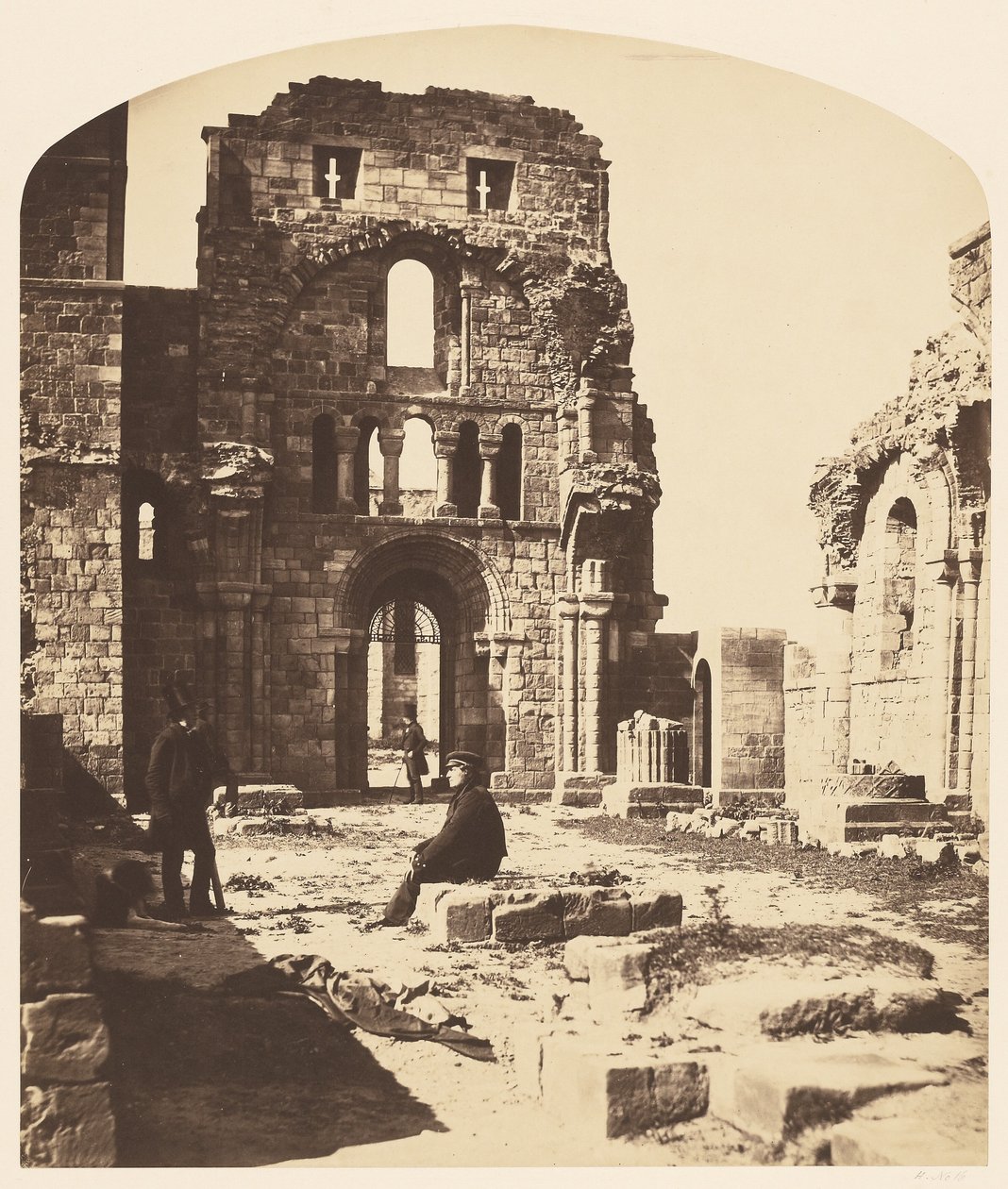 Interiér, převorství Lindisfarne, západní konec od Roger Fenton