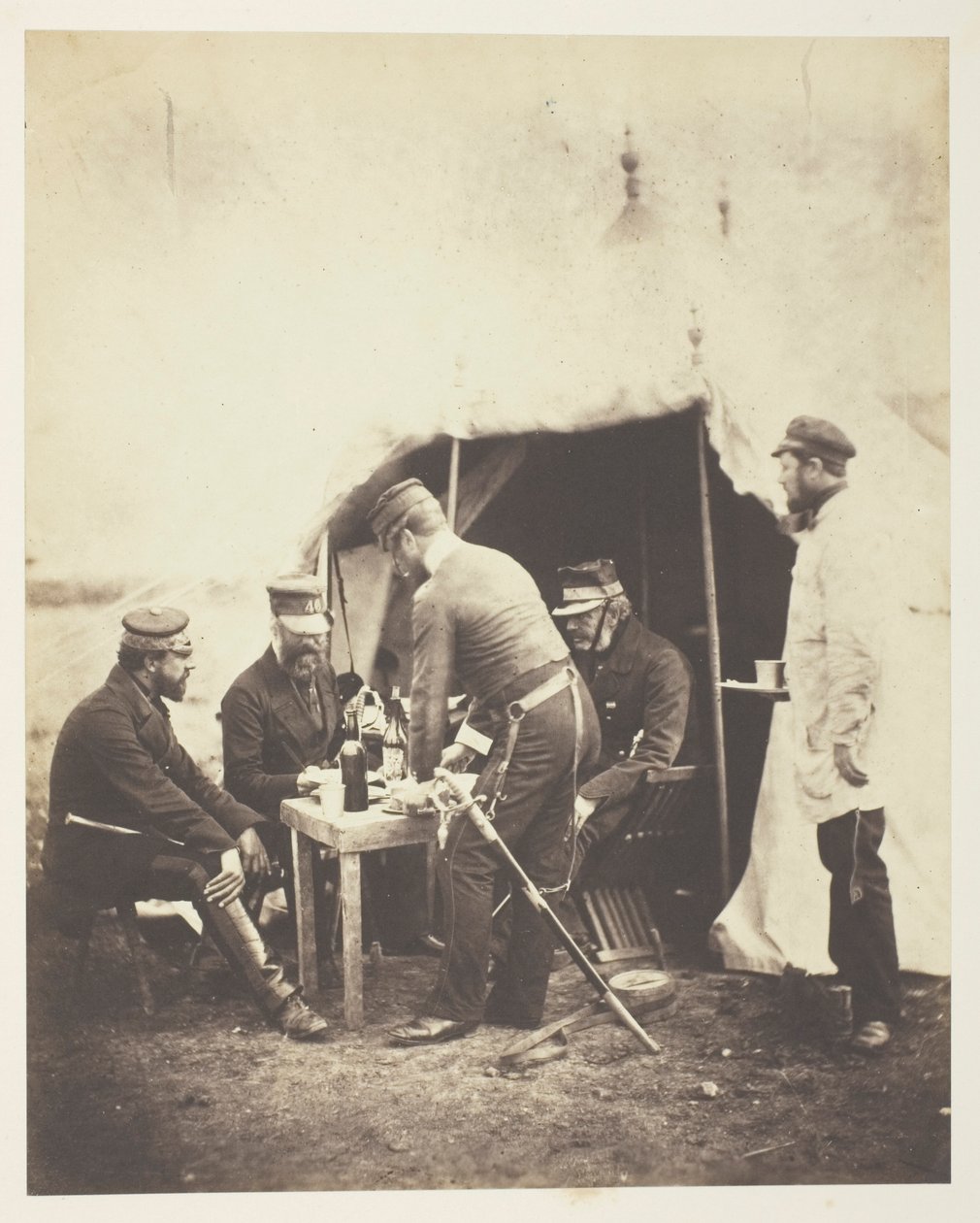 Generálmajor Garrett a důstojníci 46. pluku od Roger Fenton