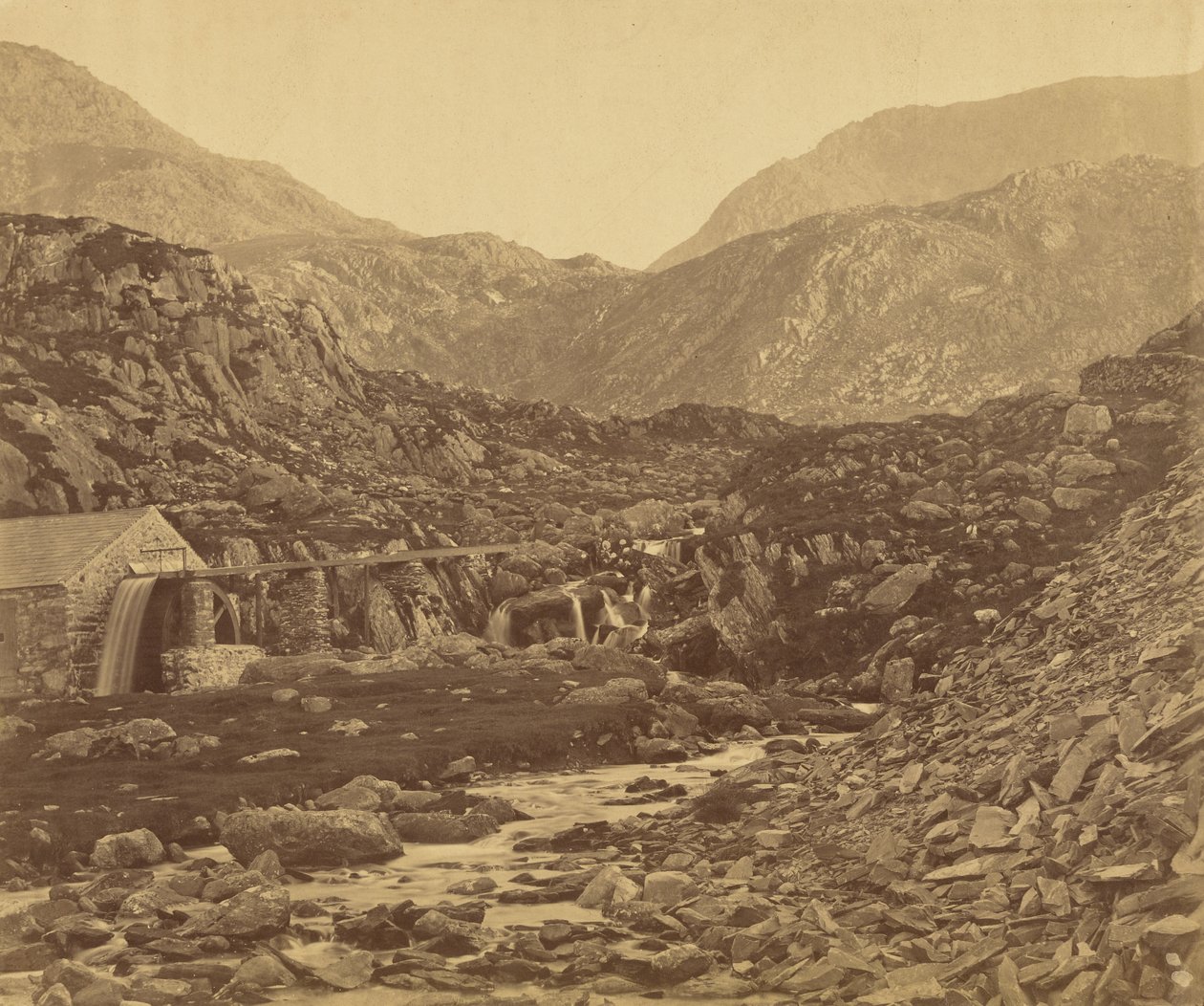 Hory na úpatí Llyn Ogwen, Wales od Roger Fenton