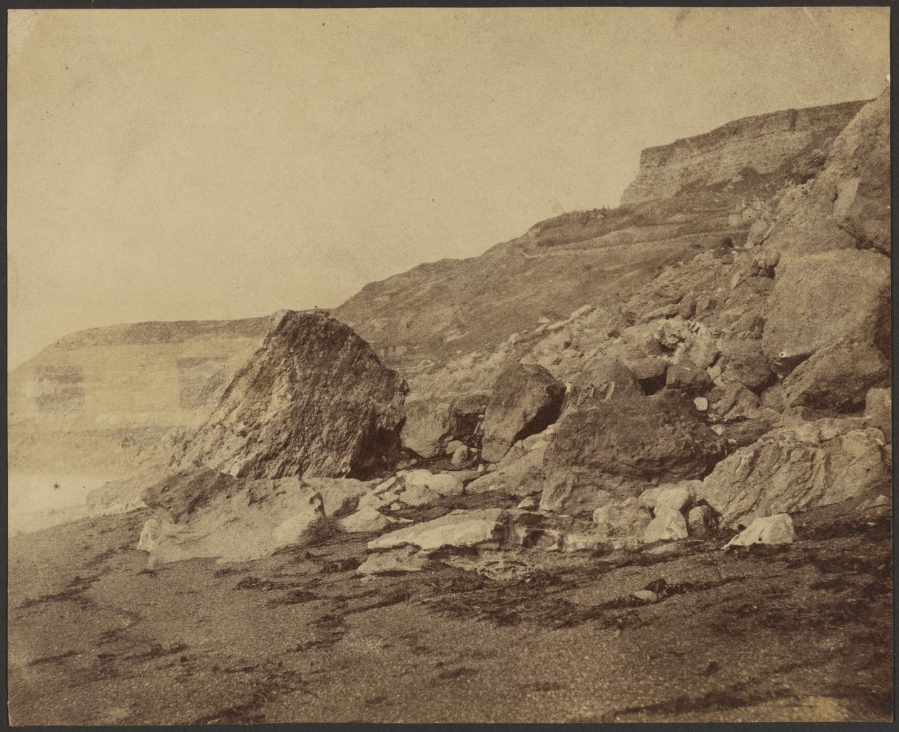 Rocken End (pohled na západ), ostrov Wight od Roger Fenton