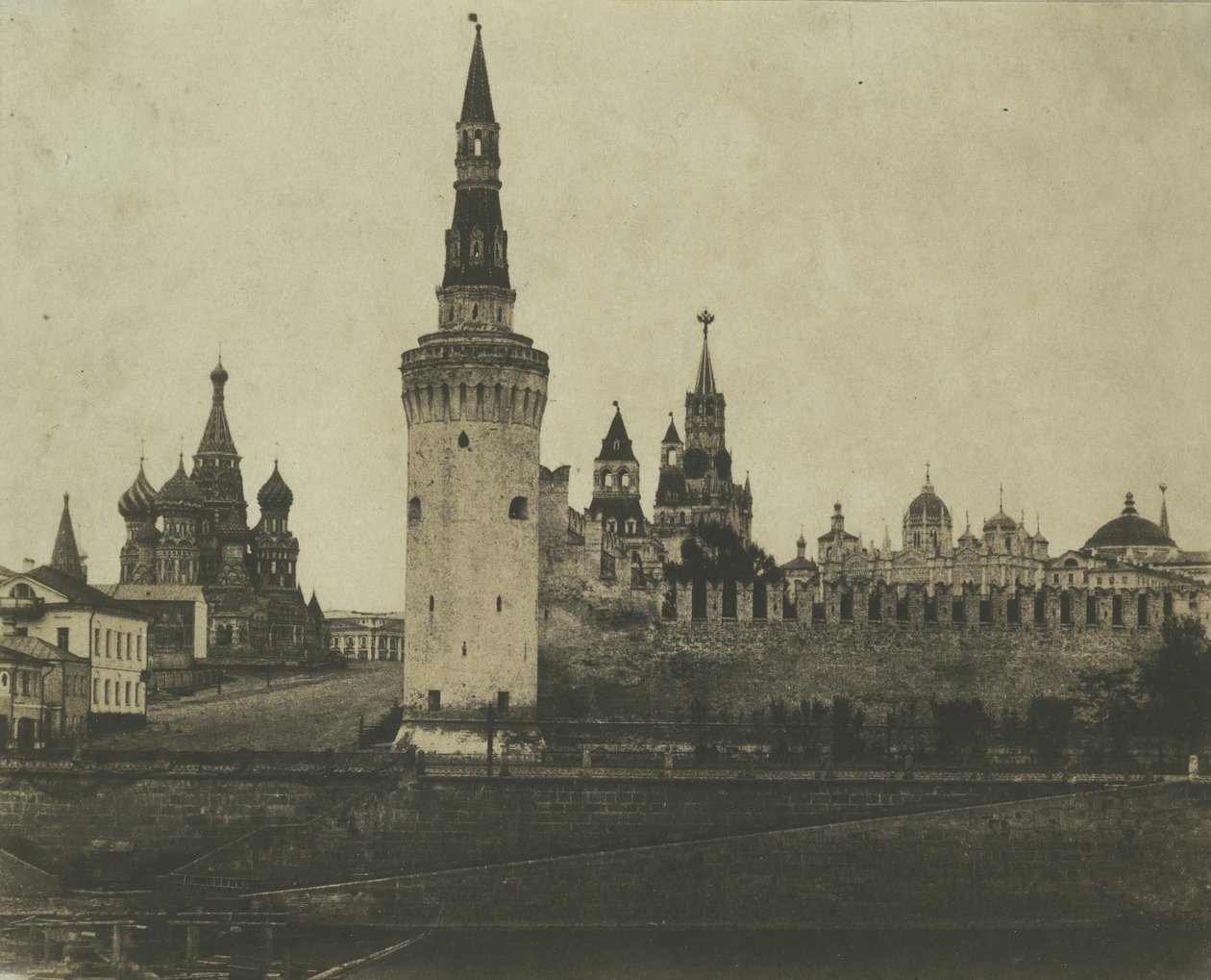 Jižní fronta Kremlu od Starého mostu, 1852. od Roger Fenton