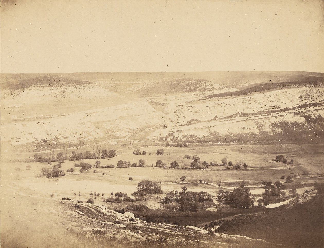 Údolí Inkermann III. od Roger Fenton