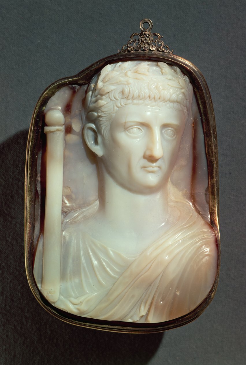 Achát Cameo, s portrétem císaře Claudia (10 př. n. l.-54 n. l.), ve vysokém reliéfu (agát) od Roman