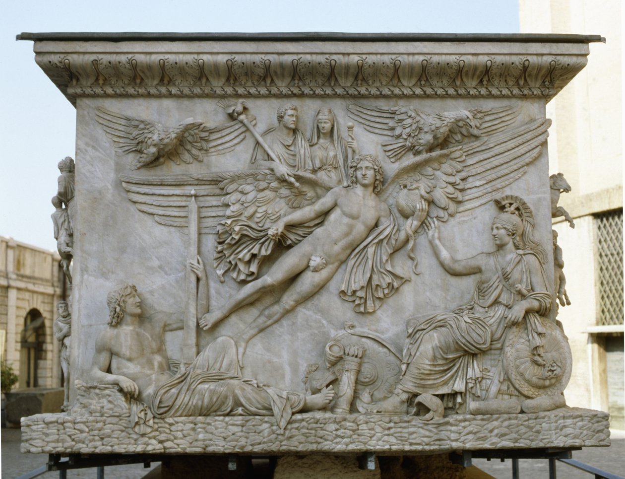 Apoteóza Antonina Pia a Faustiny, ze základny sloupu Antonina Pia, c.161 od Roman