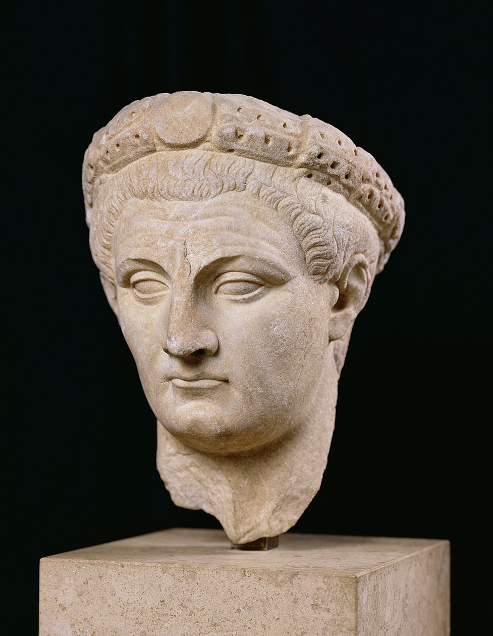 Busta císaře Claudia (10 př. nl-54 n. l.) z Thassosu (mramor) od Roman