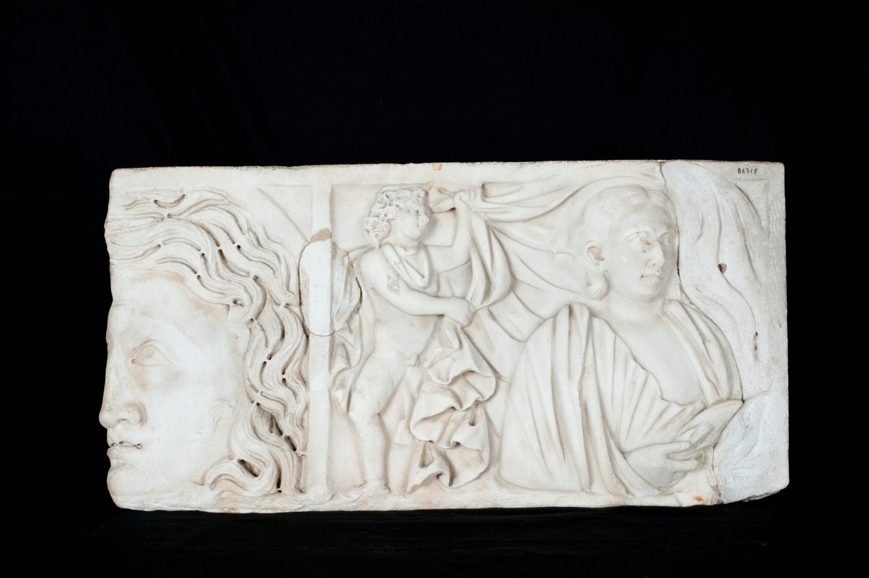 Fragment sarkofágu (mramor) od Roman
