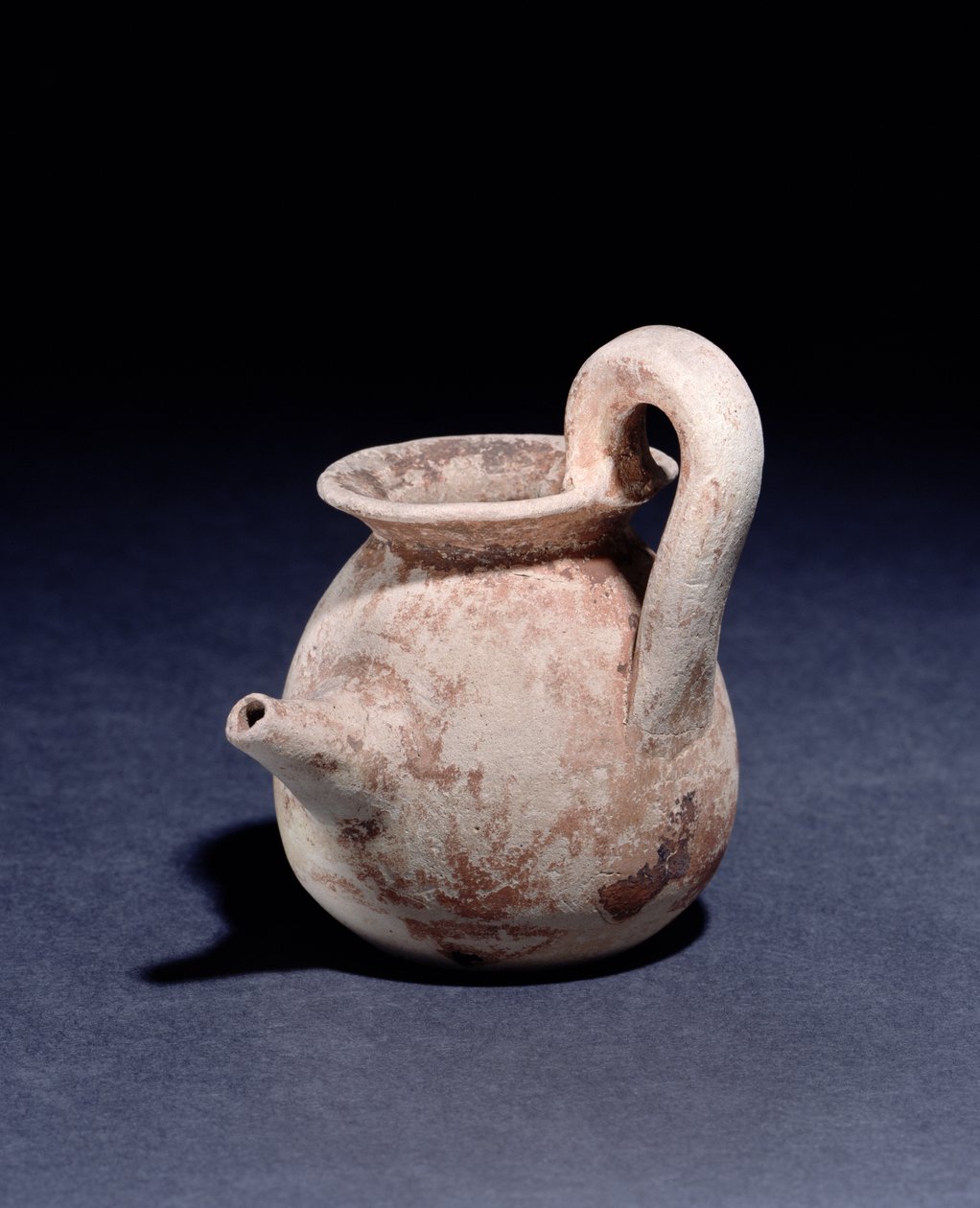 Džbán na plnění lampy (kamenina) od Roman