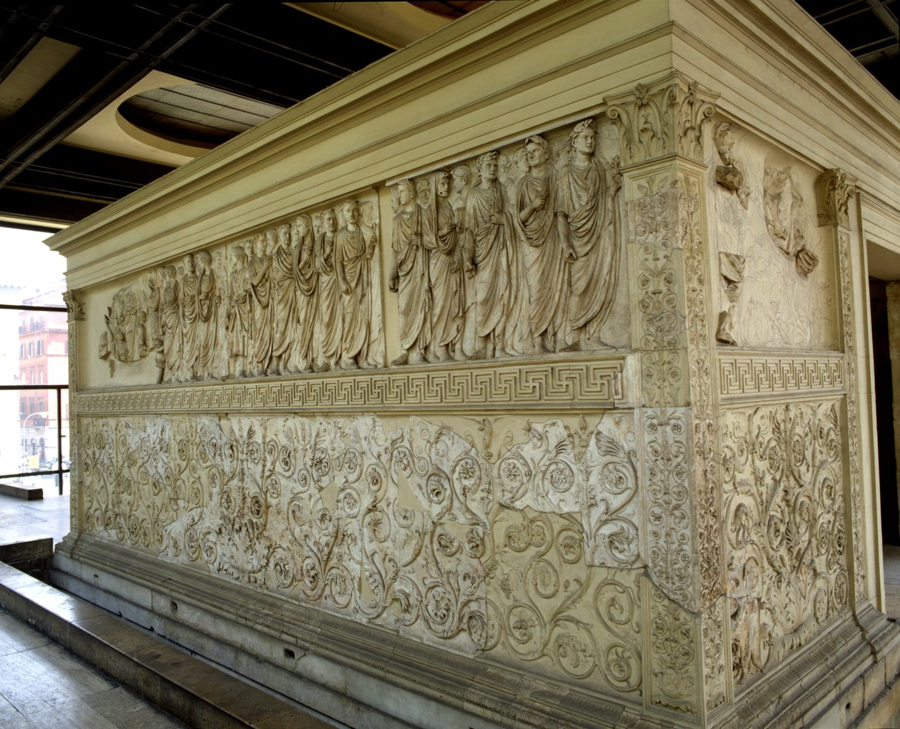 Procesí, severní stěna Ara Pacis (mramor) od Roman