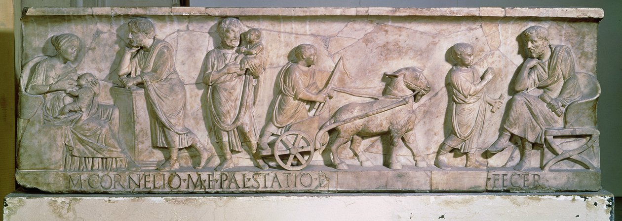 Sarkofág Cornelia Statia zobrazující výjevy ze života dítěte (mramor) od Roman