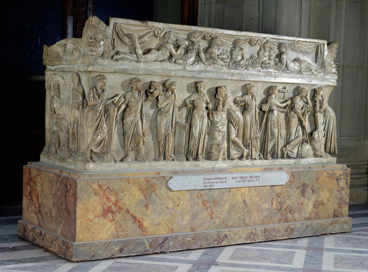 Sarkofág s vlysem devíti múz, kolem 160 n. l. (mramor) (viz také 33159) od Roman