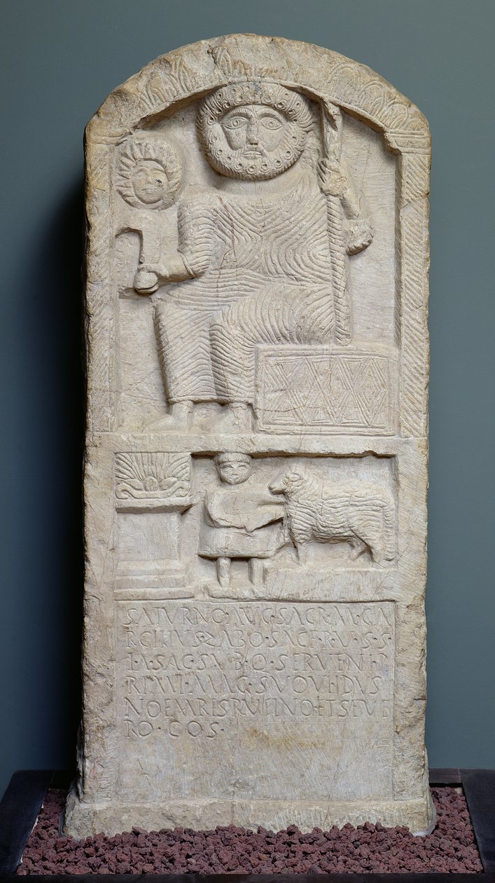 Stéla zasvěcená Saturnovi, z El-Ayaida, 323 n. l. od Roman
