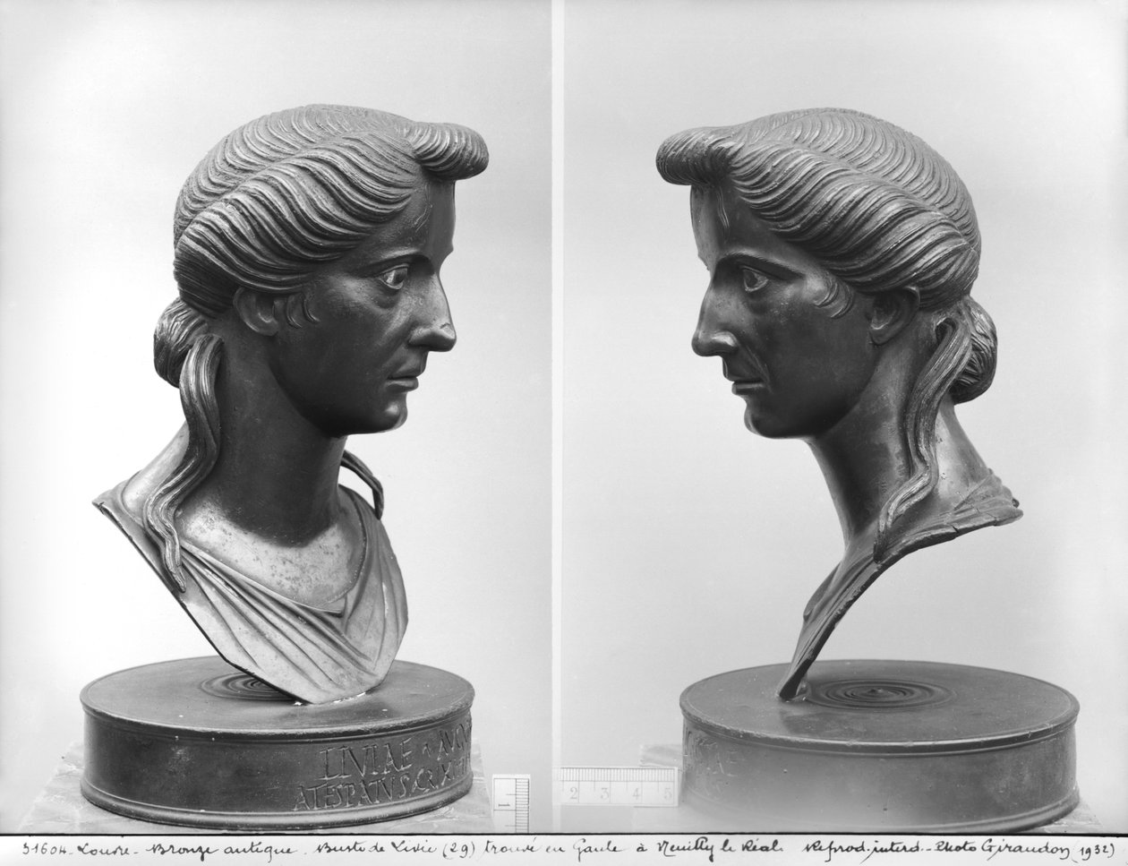 Dva pohledy na bustu Livie (58 př. nl-29 n. l.) (bronz) od Roman