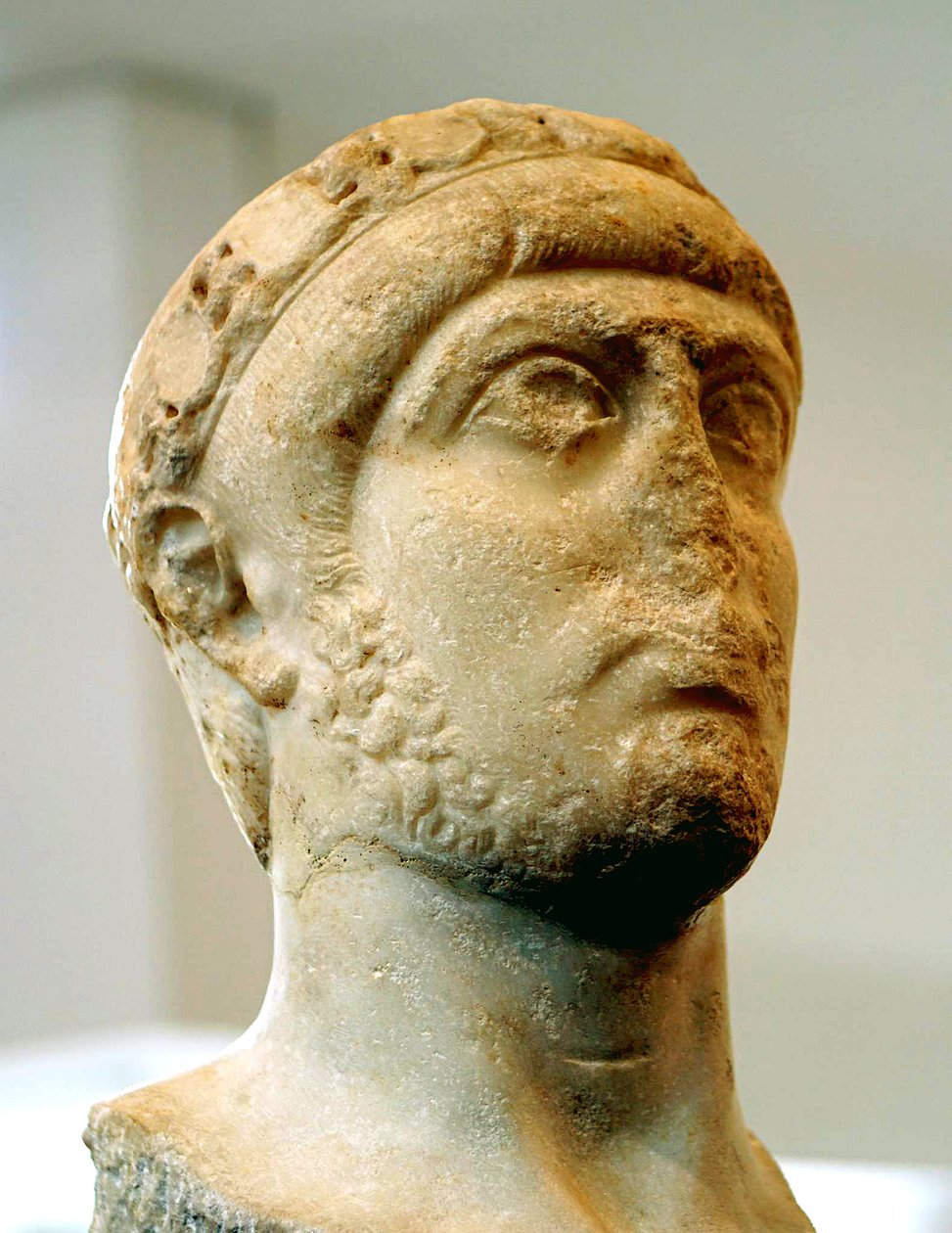 Busta císaře Gratiana od Roman