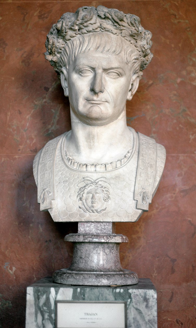 Busta císaře Trajána s věncem z vavřínů a Medúzou na trupu (mramorová plastika, 98-117) od Roman