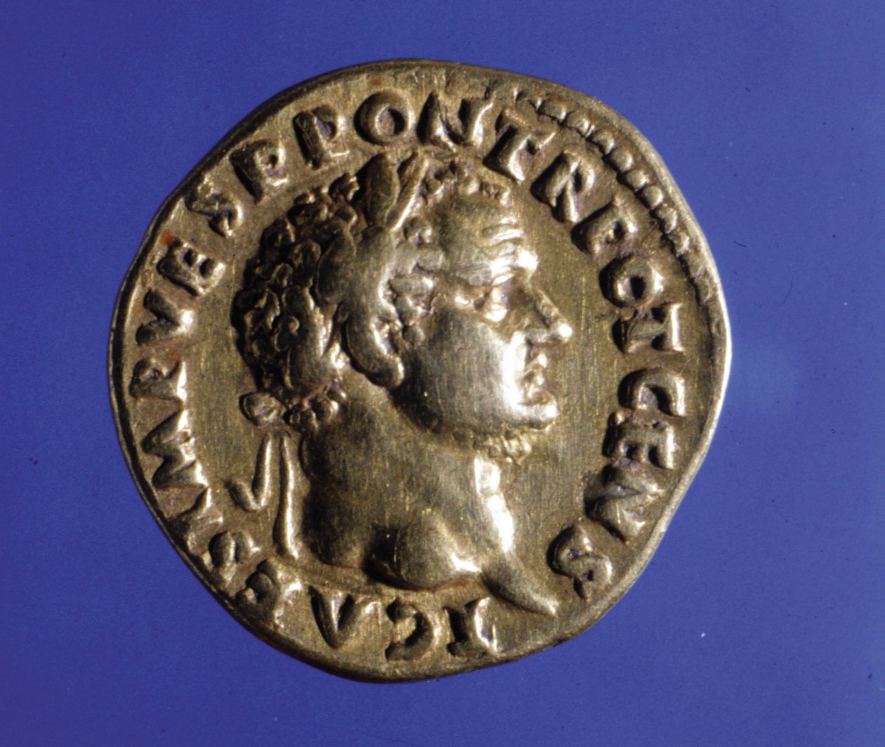 Mince s podobiznou římského císaře Tita (40 - 81). Sbírka milánského Medagliere. od Roman