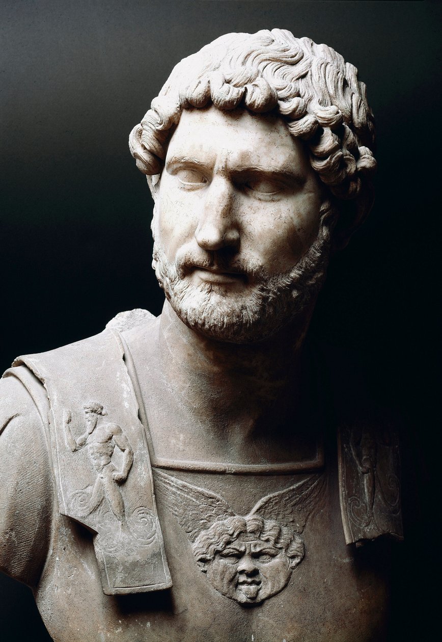 Mramorová busta císaře Hadriána (Publius Aelius Hadrianus) (76-138 n. l.) - Řím Musei Capitolini - Busta císaře Hadriána (Publius Aelius Hadrianus) (76-138) - Mramorová socha - Musei Capitolini, Řím (Itálie) od Roman