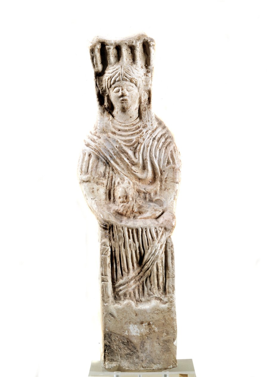 Představení božské Kybelé sedící na trůnu. Kolem 3. století př. Kr. Saint Germain, Muzeum starožitností od Roman