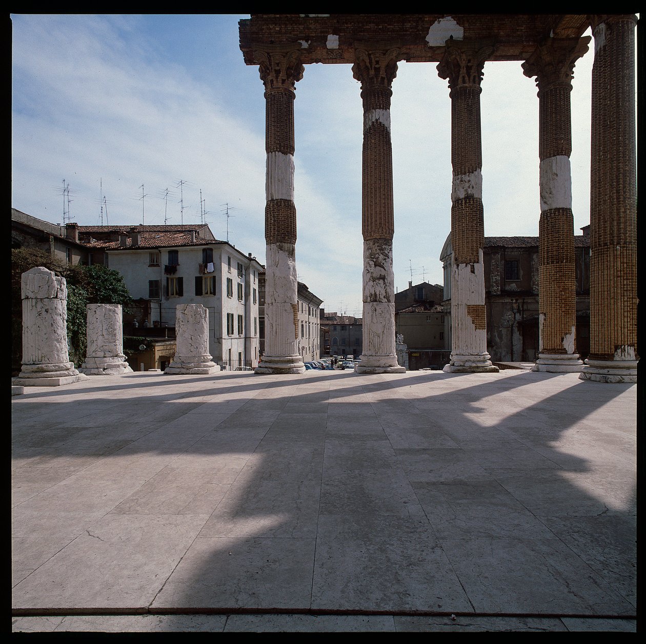 Římské umění: pohled na hlavní město (capitolium), 73 n. l., Brescia Itálie od Roman