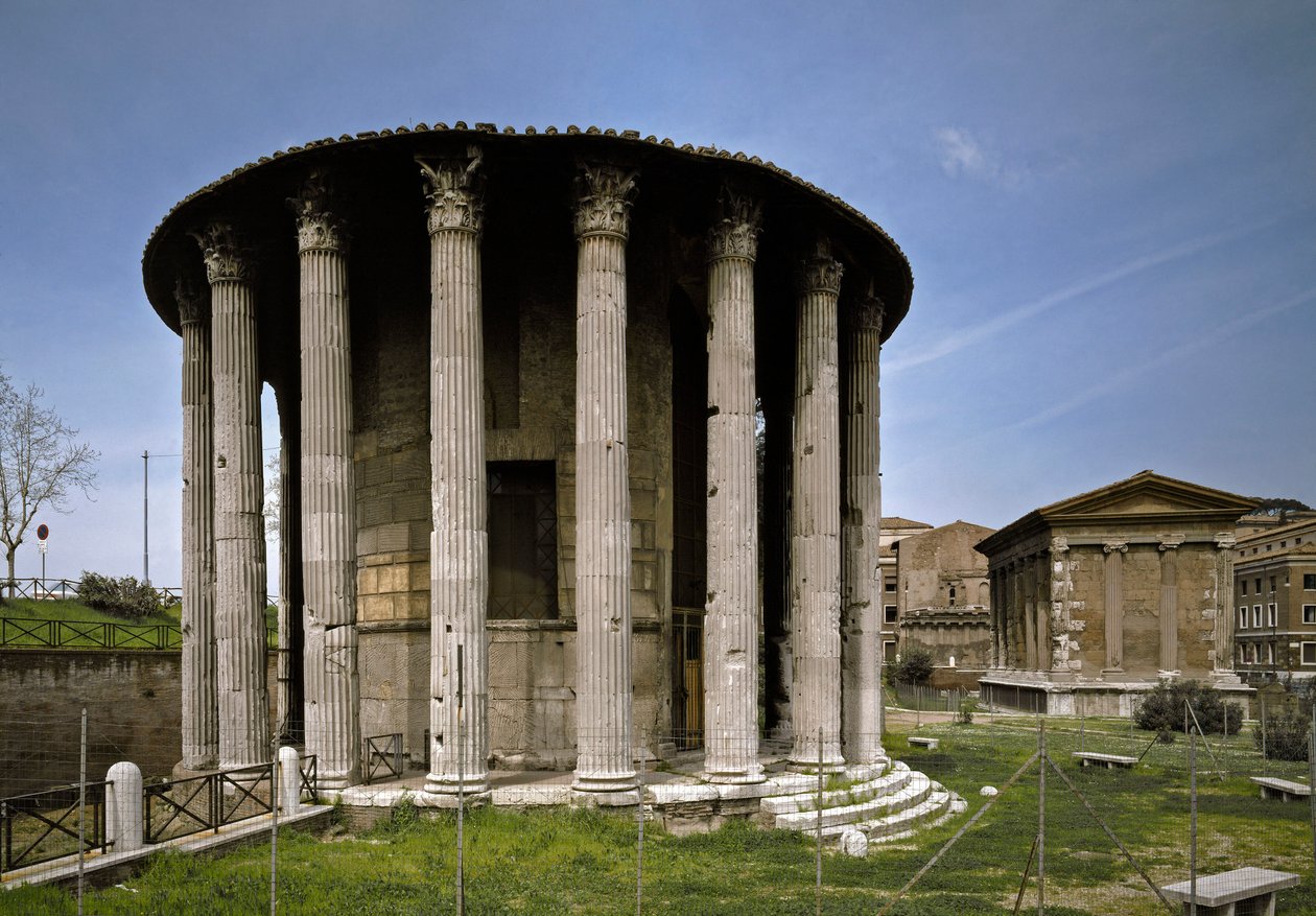 Římské umění: pohled na chrám Herkula Viktora ve fóru Boarium (Foro Boario) 213 př. Kr. Řím, Itálie od Roman