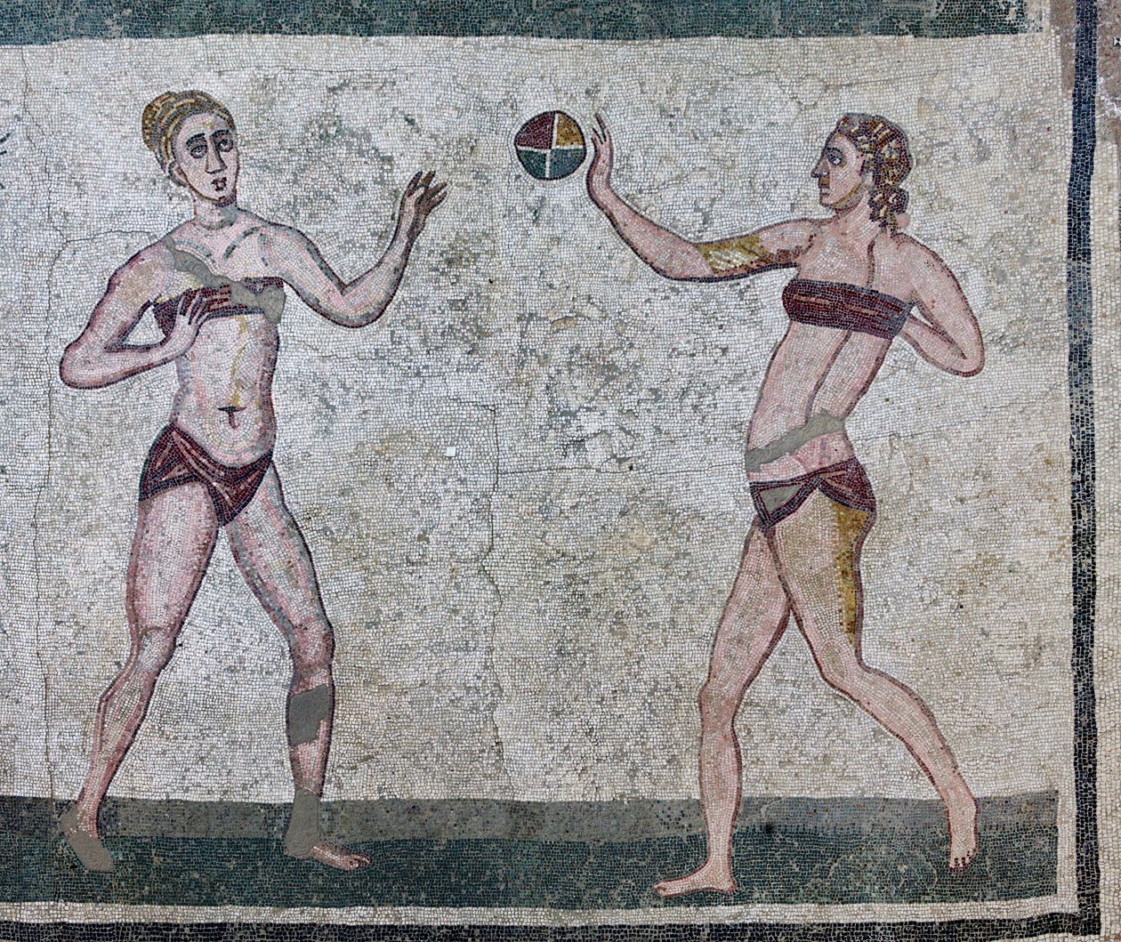Room of the Girls zastupující atlety účastnící se atletické soutěže ve dvoudílných plavkách (mozaika) od Roman