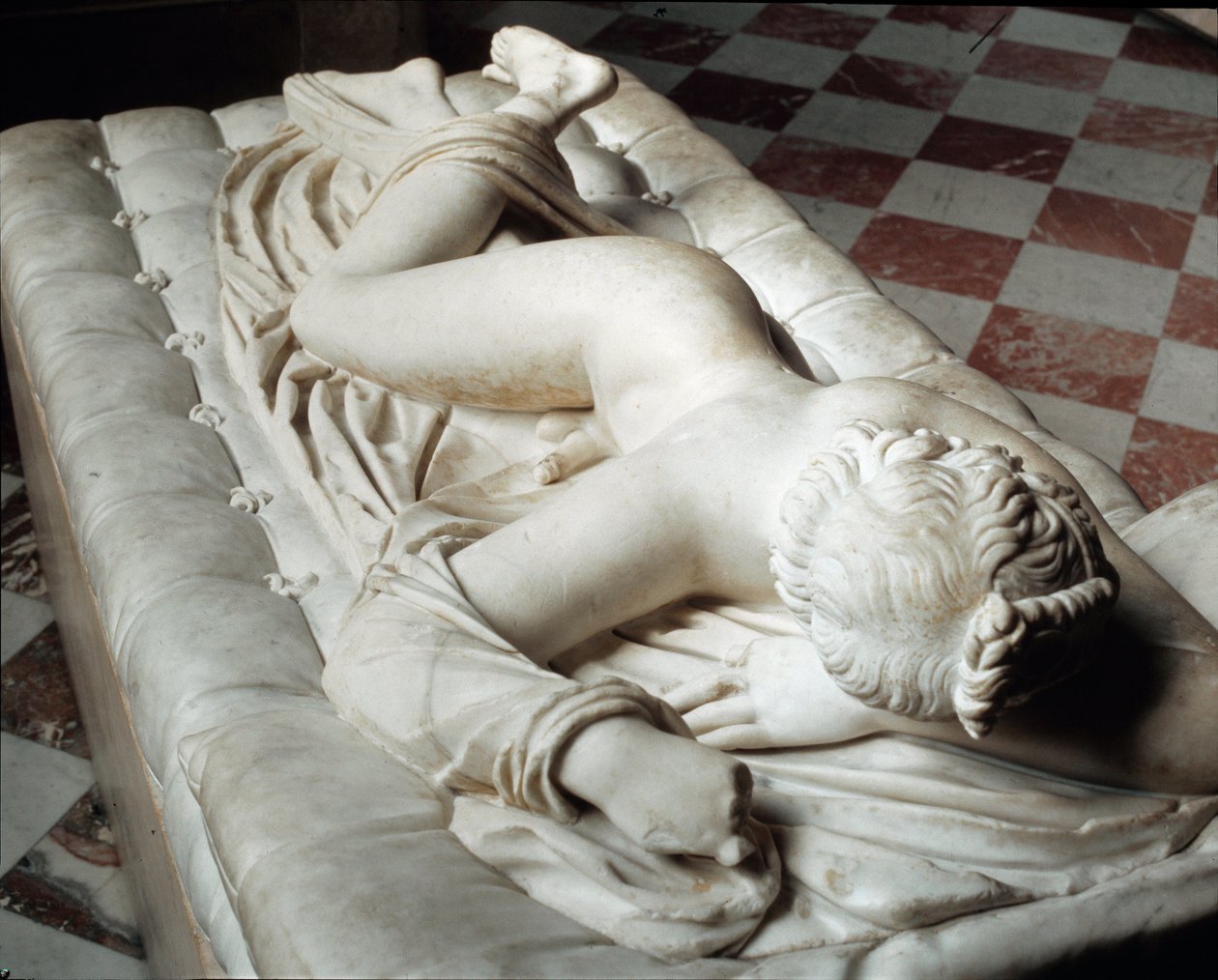 Spící hermafrodit (mramorová socha, 2. století před naším letopočtem) od Roman