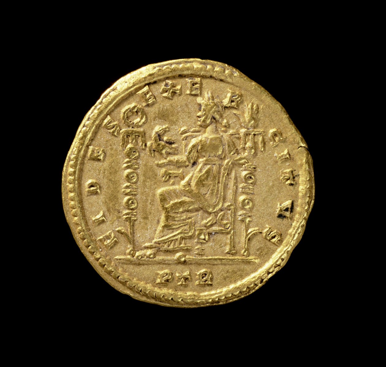 Solidus (revers) Konstantina I. Velikého (306-337 nl) zobrazující Fida sedícího vlevo na trůnu. Nápis: FIDES EXERCITVS (zlato) (avers viz 119150) od Roman