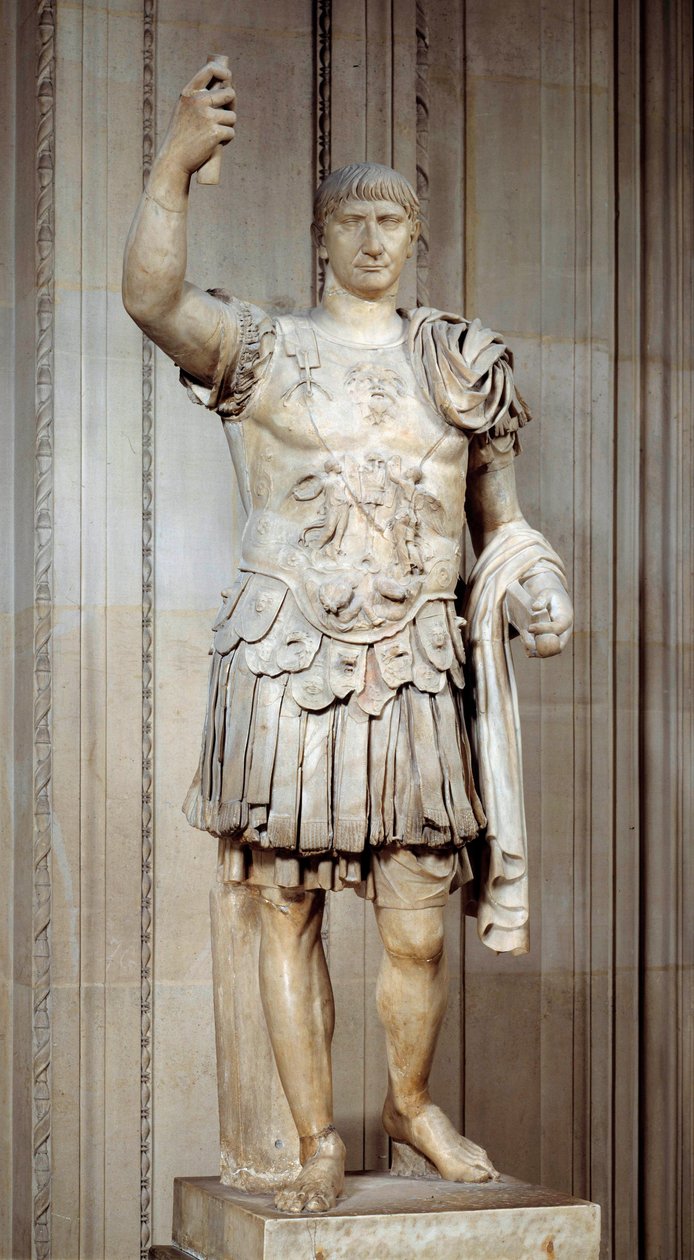 Socha římského císaře Traiana (Marcus Ulpius Traianus nebo Traiano) (53-117 nl) stojící, bitevní loď. Kolem roku 108 n.l. Sun 2 m Paříž, muzeum Louvre od Roman