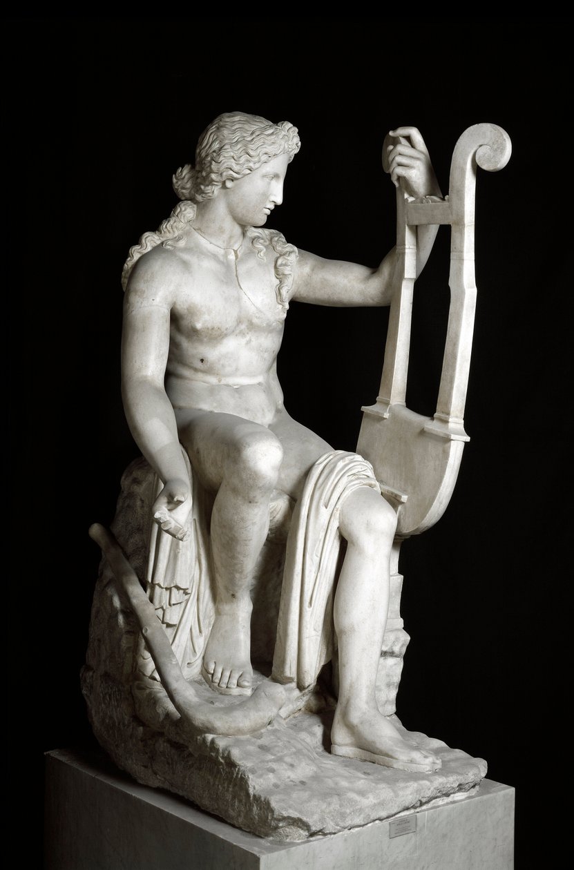 Apollo Lyricine nebo Apollo drží římskou mramorovou sochu na lyru podle řeckého originálu. 3. století před naším letopočtem. Řím, Museo Nazionale Romano (Palazzo Massimo alle Terme) od Roman
