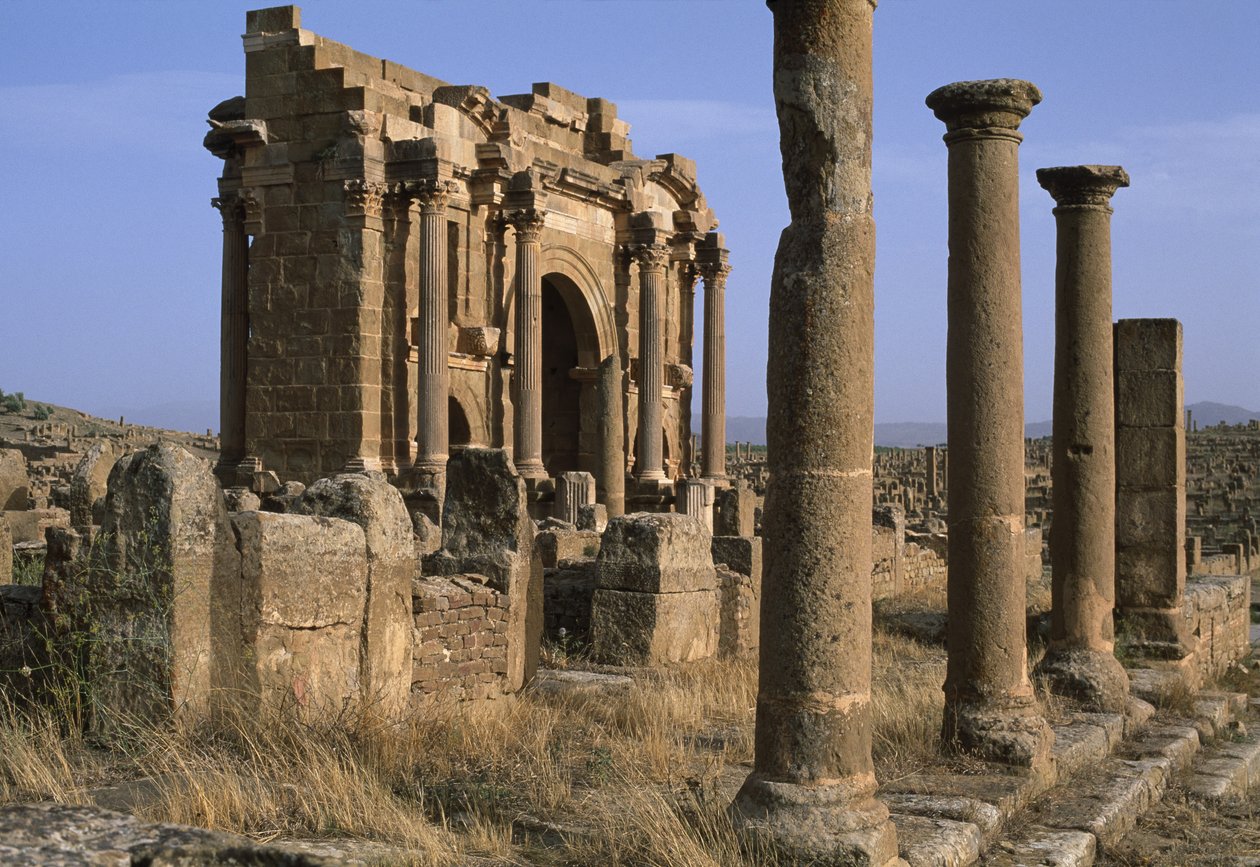Trajanův oblouk (52–117 n. l.), kolem 100 n. l., vrcholné císařské období (27 př. n. l.–395 n. l.) od Roman Imperial Period