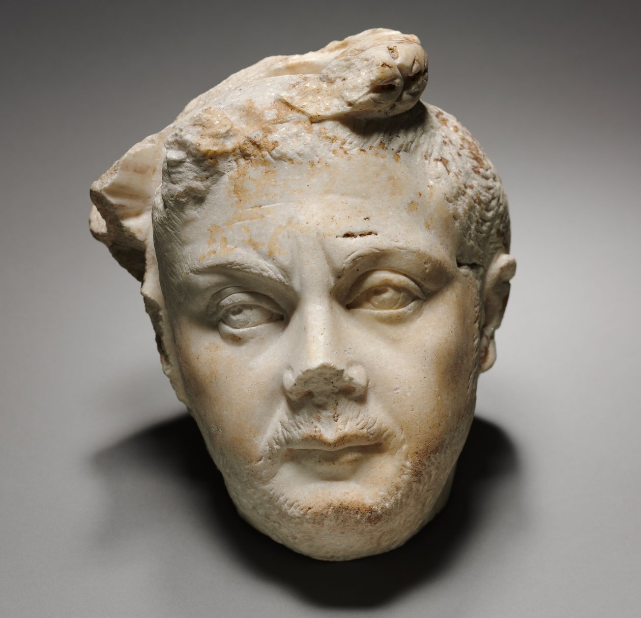 Hlava Trajana od Roman Imperial Period
