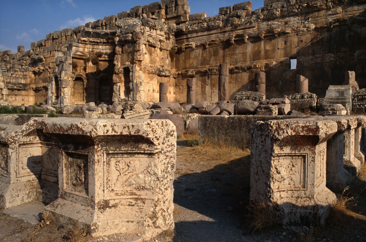 Svatyně Jupitera Heliopolitana, Velký dvůr, vrcholné císařské období (27 př. n. l. – 395 n. l.) od Roman Imperial Period