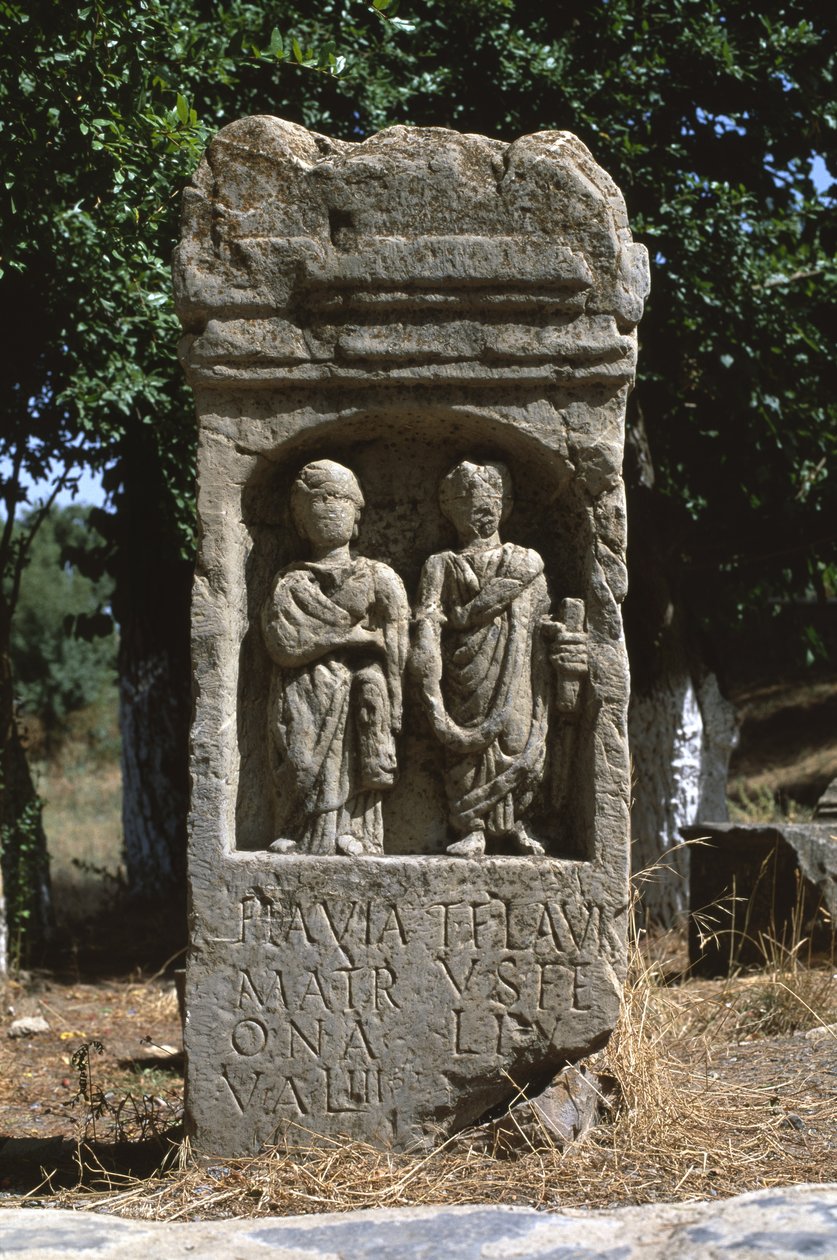 Stéla se dvěma lidskými postavami, vrcholné císařské období (27 př. n. l. - 395 n. l.) od Roman Imperial Period