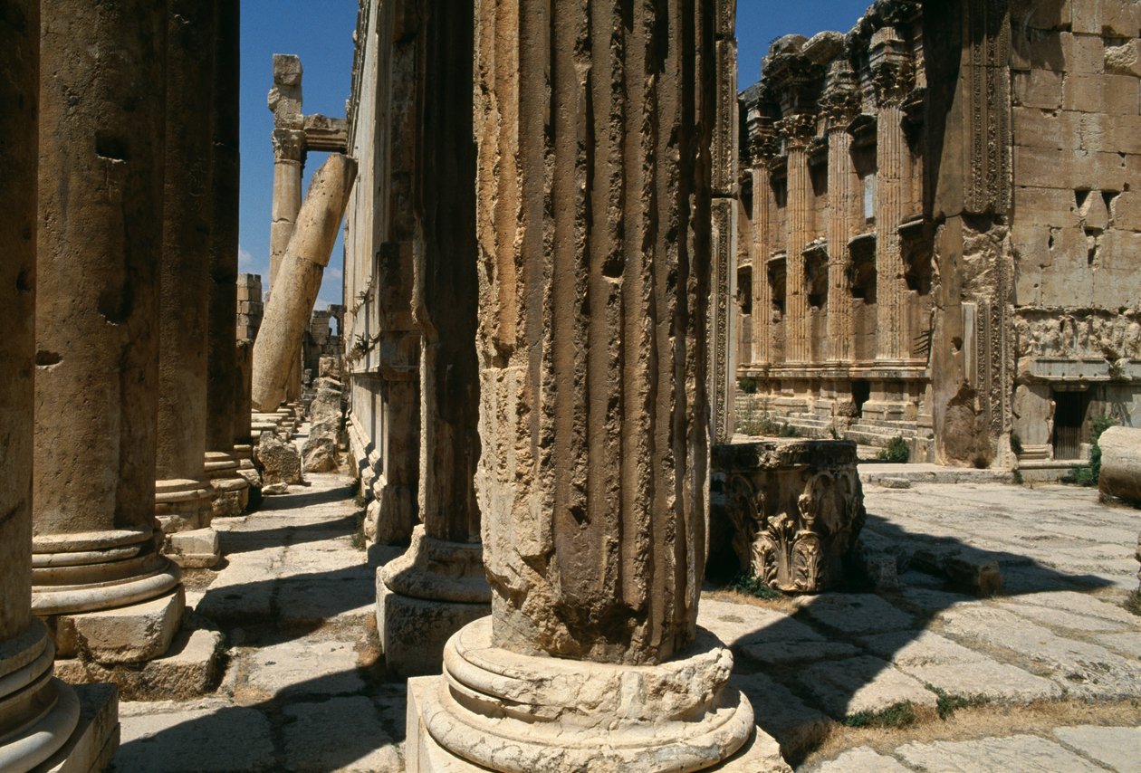 Chrám Bakchus, detail, vrcholné císařské období (27 př. nl-395 n. l.) od Roman Imperial Period
