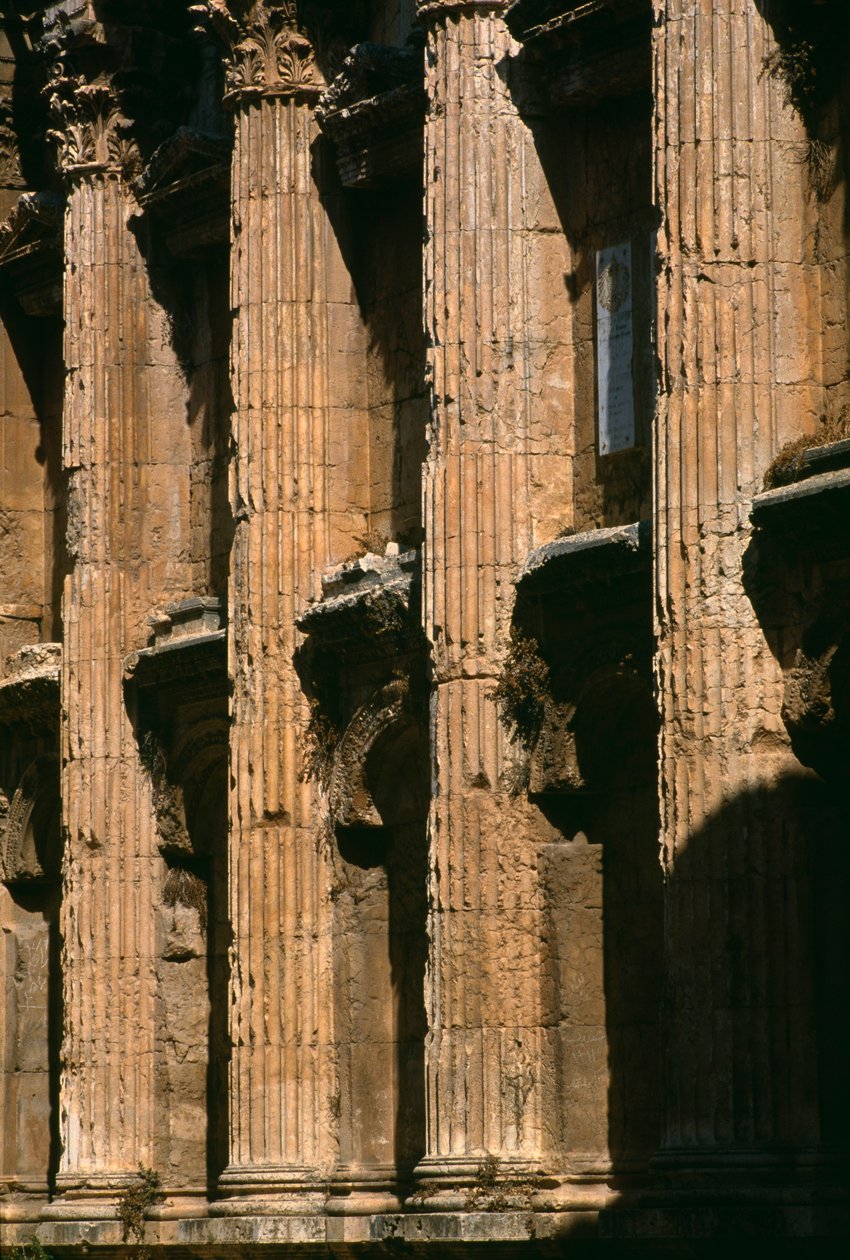 Bakchův chrám, detail, vrcholné císařské období (27 př. n. l.-395 n. l.) od Roman Imperial Period